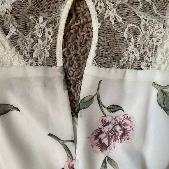 BaileyBlue Romper - Picture 7 of 7